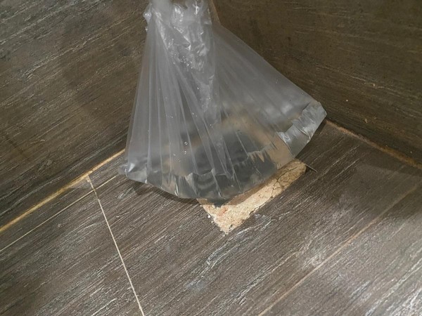 cach-khu-mui-hoi-cong-thoat-nuoc-5