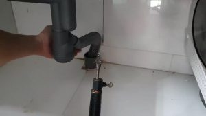 cach-lam-tan-mo-trong-ong-thoat-nuoc-5