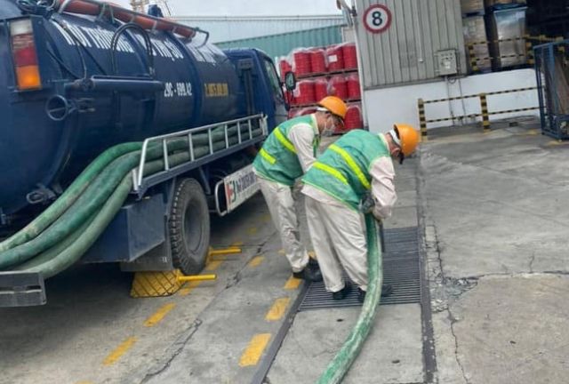 gia-dich-vu-rut-ham-cau-da-nang